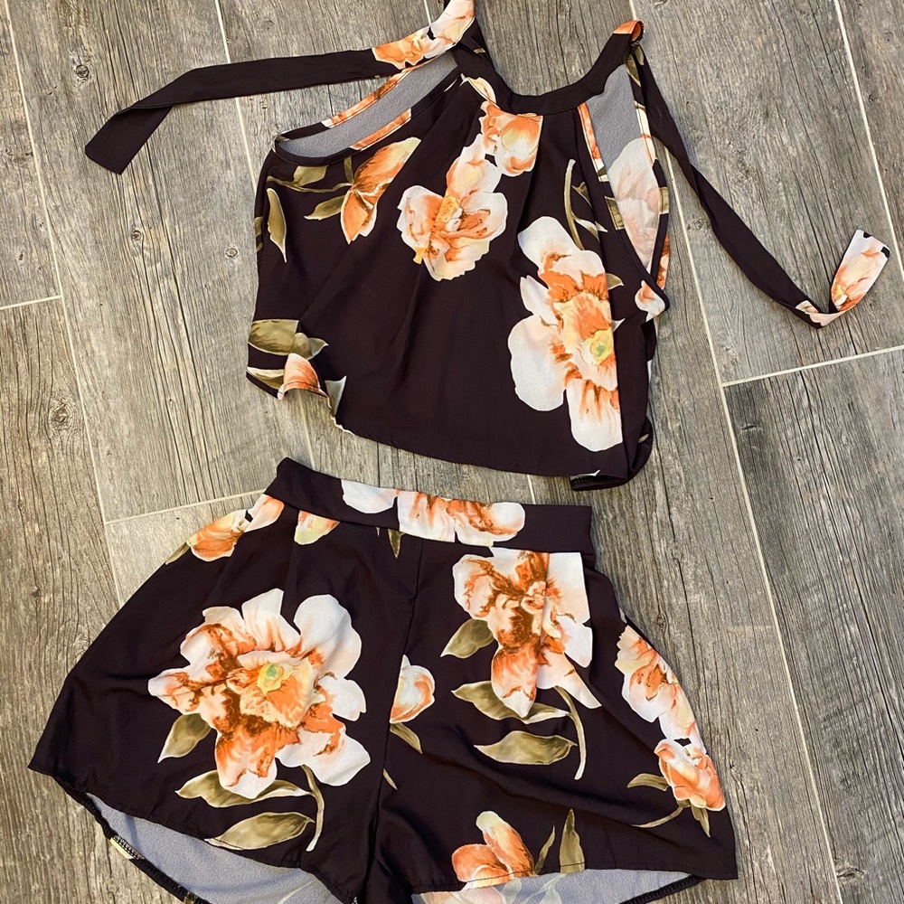 Colobe | Floral two piece romper